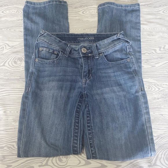 Maurices Barely Boot Jeans - Picture 2 of 5